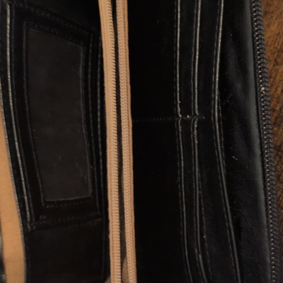 Steve Madden Black Wallet - Picture 3 of 4